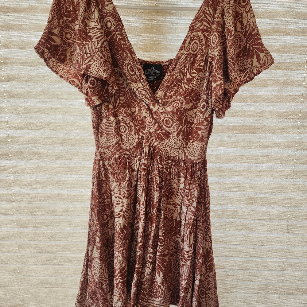 Floral V-Neck Mini Dress in Brown